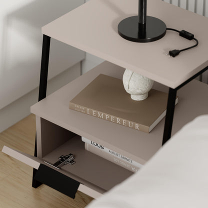 Pal kaasaegne öökapp metallraamiga – mitmeotstarbeline ja stiilne, 45 cm lai